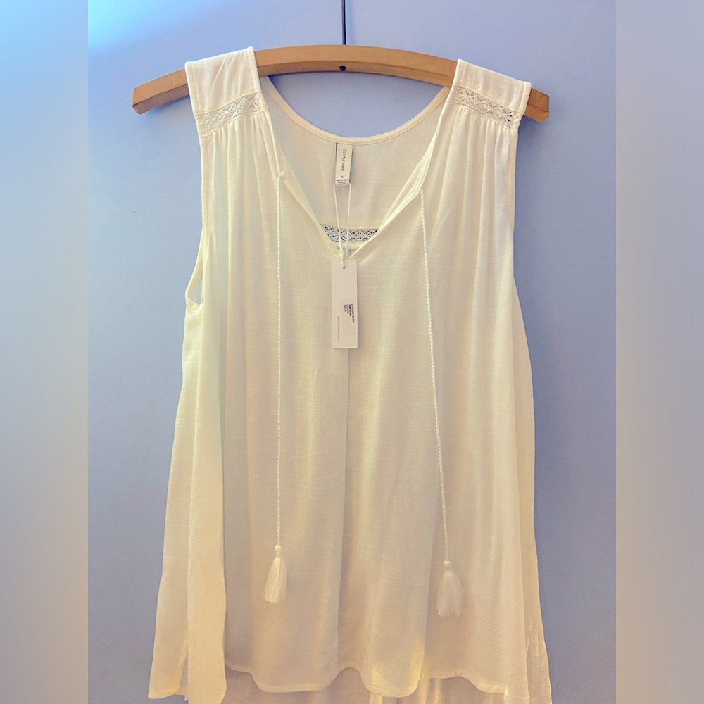 Gentle Fawn Bowie top